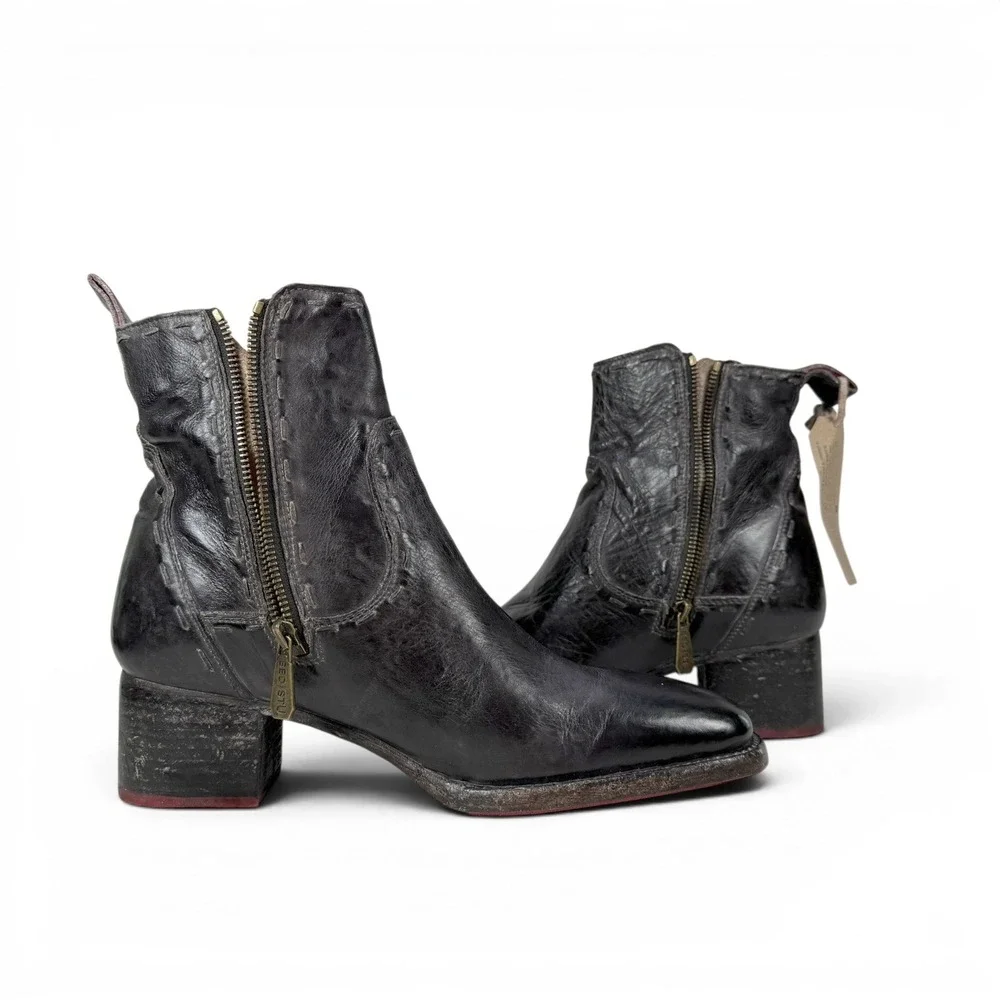 Bed Stu Merryli Black Rustic Leather Square Toe Ankle Boots Womens 10